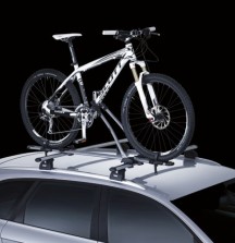 Thule FreeRide 532 Bike Carrier on Car